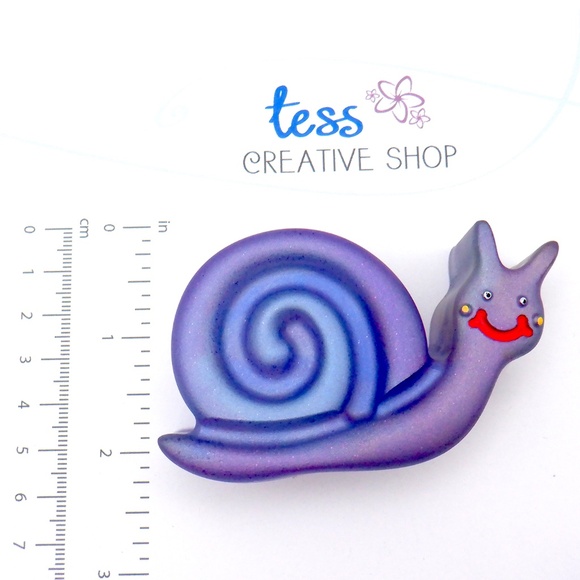 Handmade Resin Snail - Picture 8 of 8